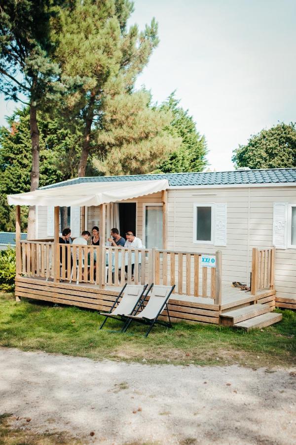 Mobil Home Xxl 4 Chambres - Camping La Pointe De Роскоф Екстериор снимка